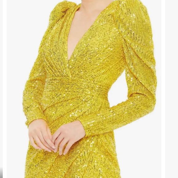 Aleena for MAC DUGGAL 😍SEQUINED SHOULDER PAD COCKTAIL DRESS - Picture 2 of 6